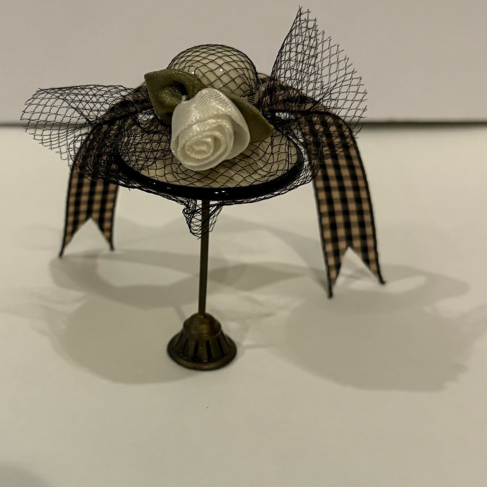 Mud Pie Porcelain Hat Stand
